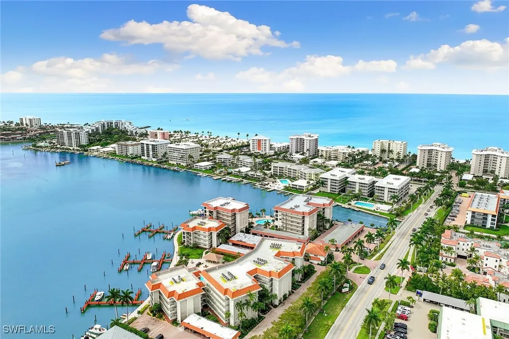 222 Harbour Drive Naples FL 34103