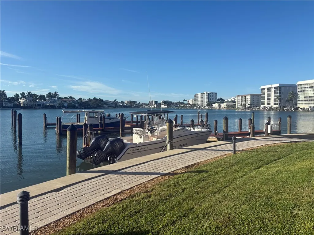 222 Harbour Drive Naples FL 34103