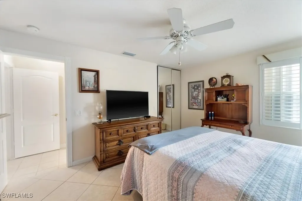 5756 Drummond Way Naples FL 34119