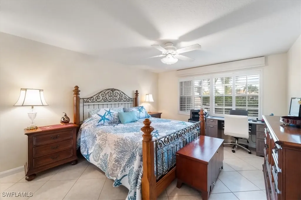 5756 Drummond Way Naples FL 34119