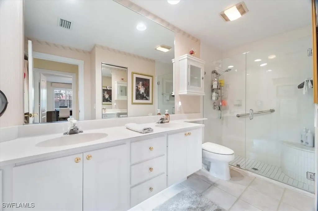 5756 Drummond Way Naples FL 34119