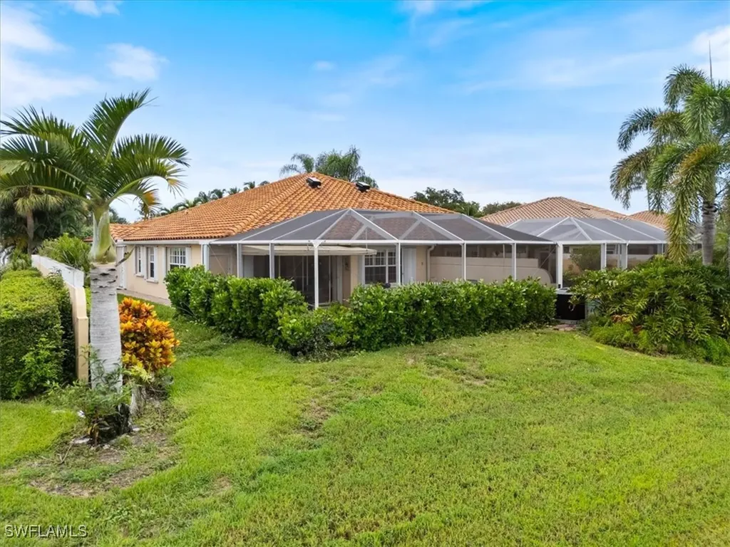 5756 Drummond Way Naples FL 34119