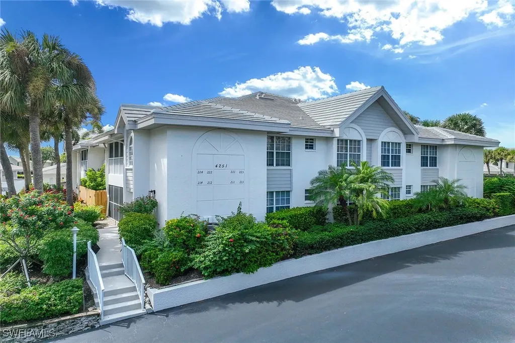 4251 Lake Forest Drive Bonita Springs FL 34134