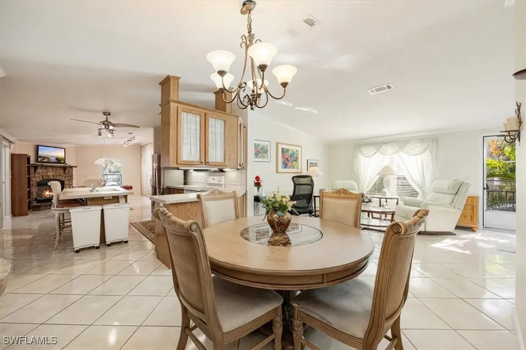 32 Sonderhen Drive Naples FL 34114-8210