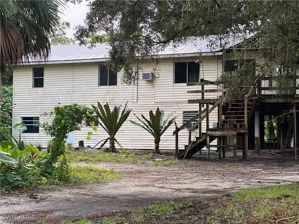 460 39th Avenue NE Naples FL 34120