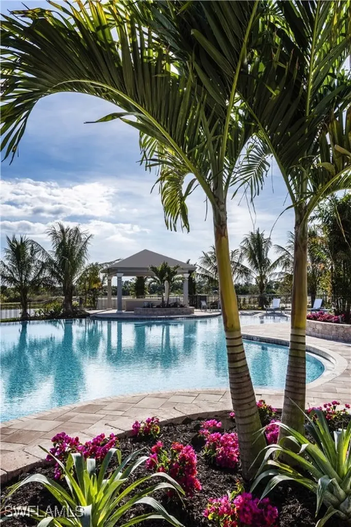 309 Indies Drive W Naples FL 34114