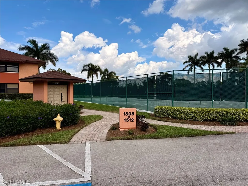1516 Mainsail Drive Naples FL 34114