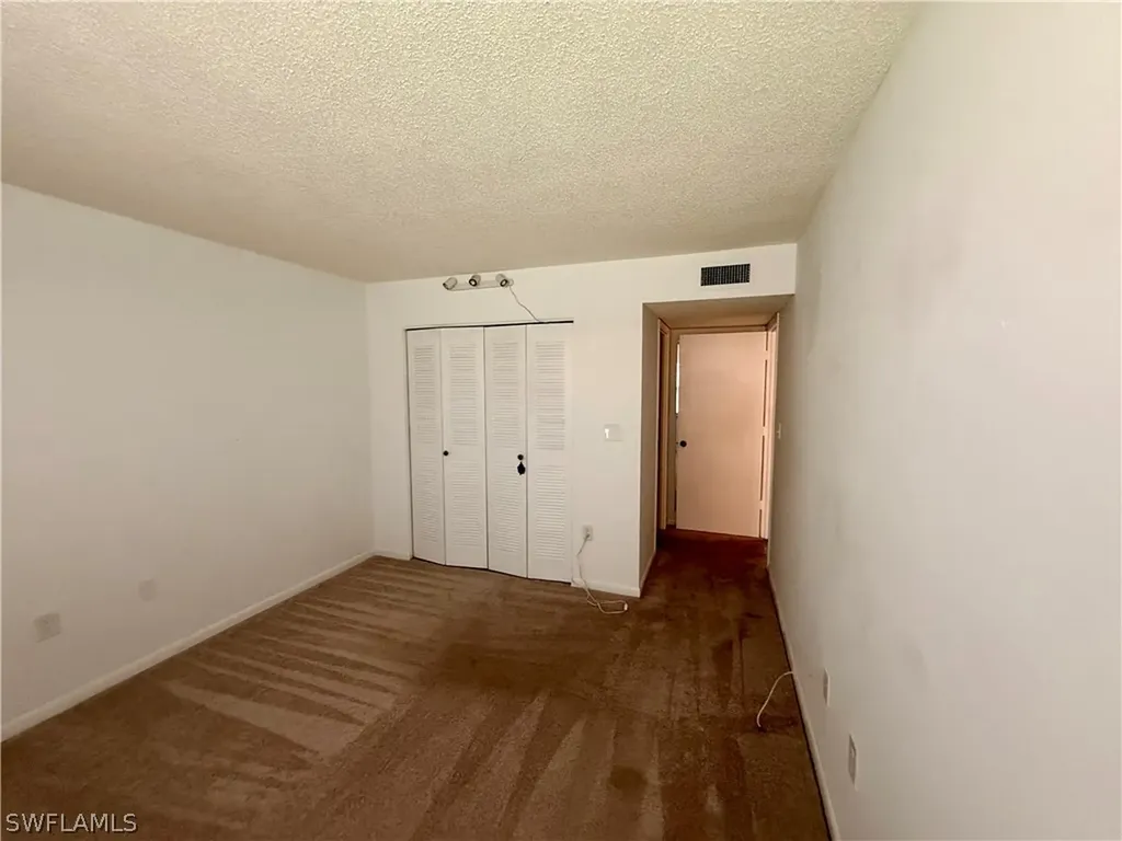 1516 Mainsail Drive Naples FL 34114