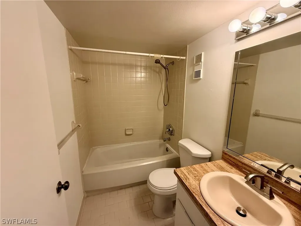 1516 Mainsail Drive Naples FL 34114