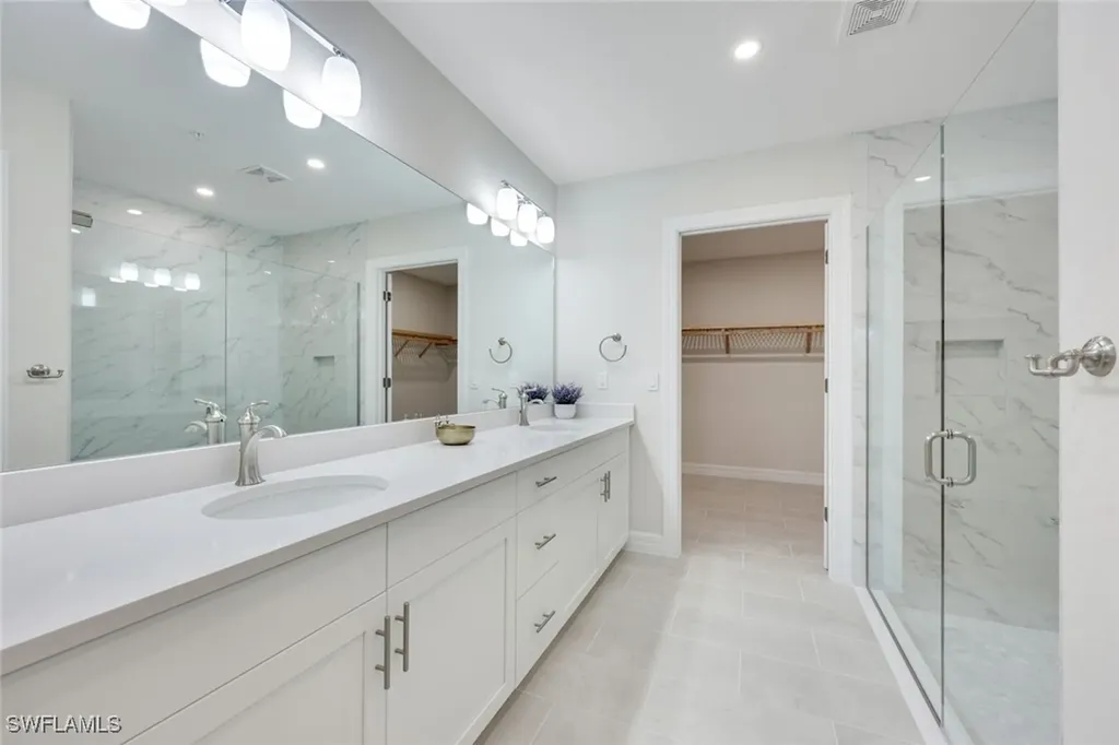 322 Indies Drive W Naples FL 34114