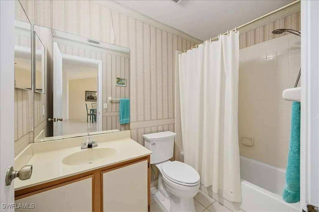 1343 Churchill Circle Naples FL 34116