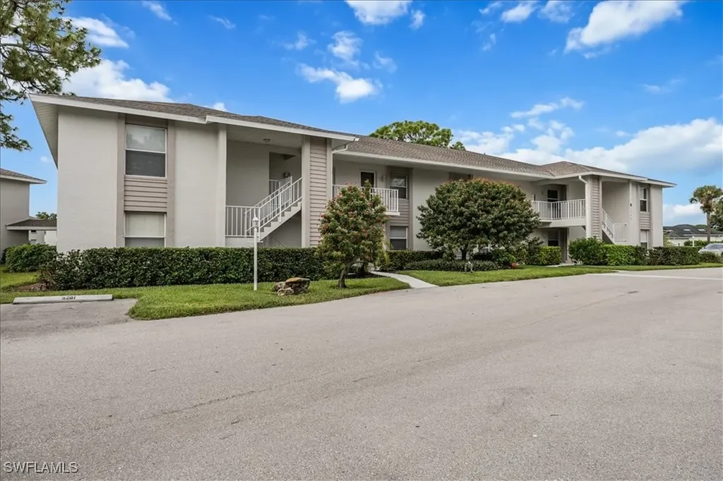 1343 Churchill Circle Naples FL 34116