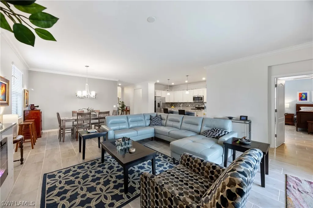 1602 Santiago Circle Naples FL 34113