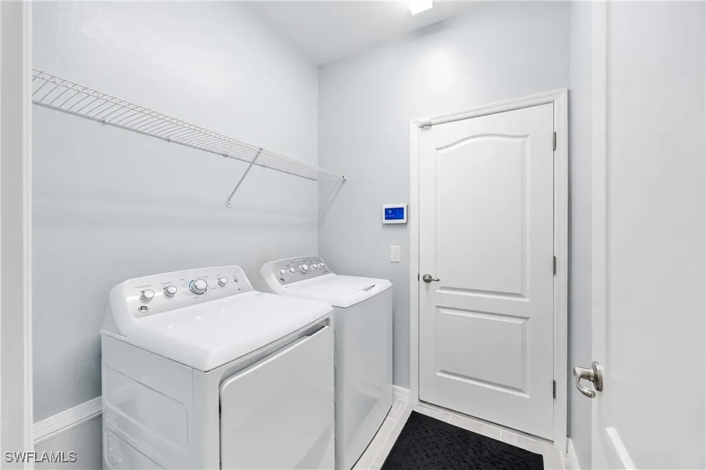 1602 Santiago Circle Naples FL 34113