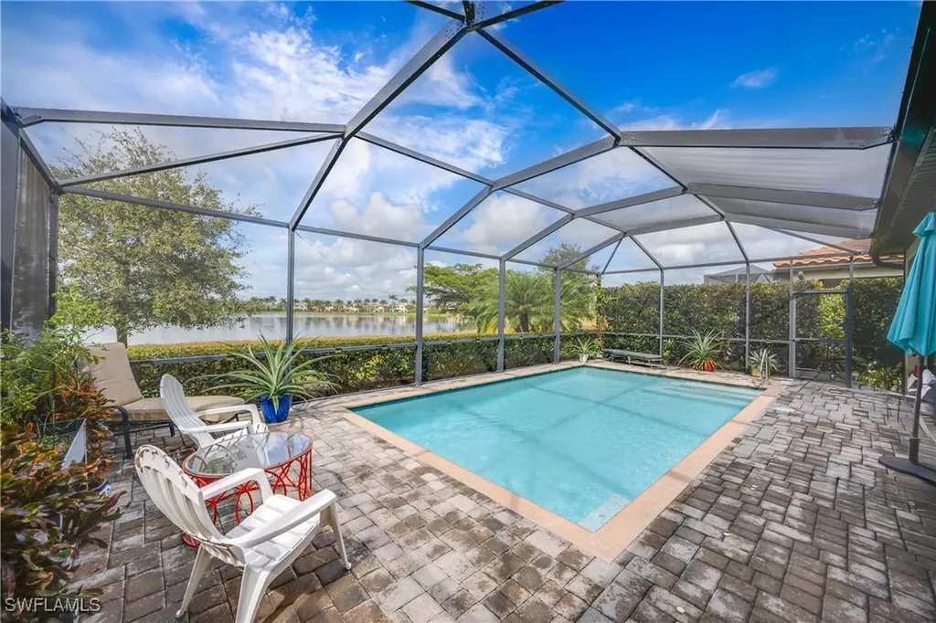 1602 Santiago Circle Naples FL 34113
