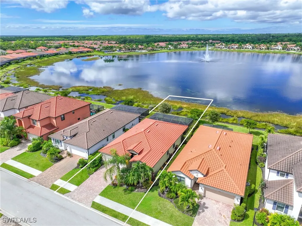 1602 Santiago Circle Naples FL 34113