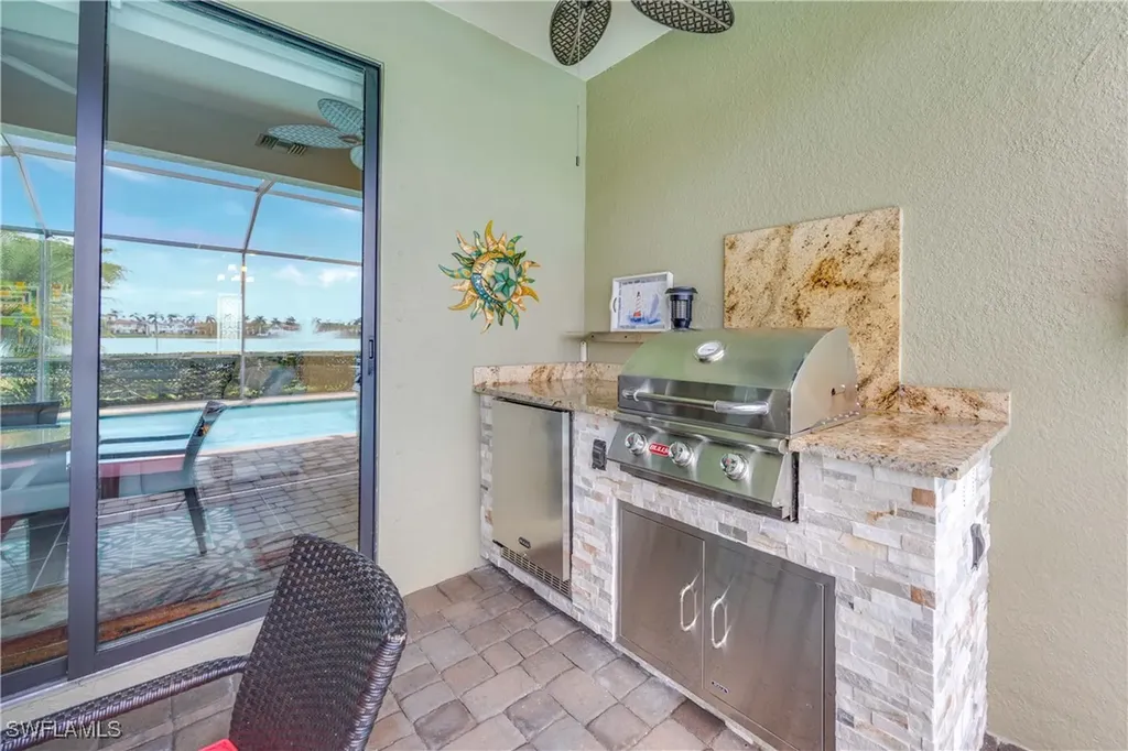 1602 Santiago Circle Naples FL 34113