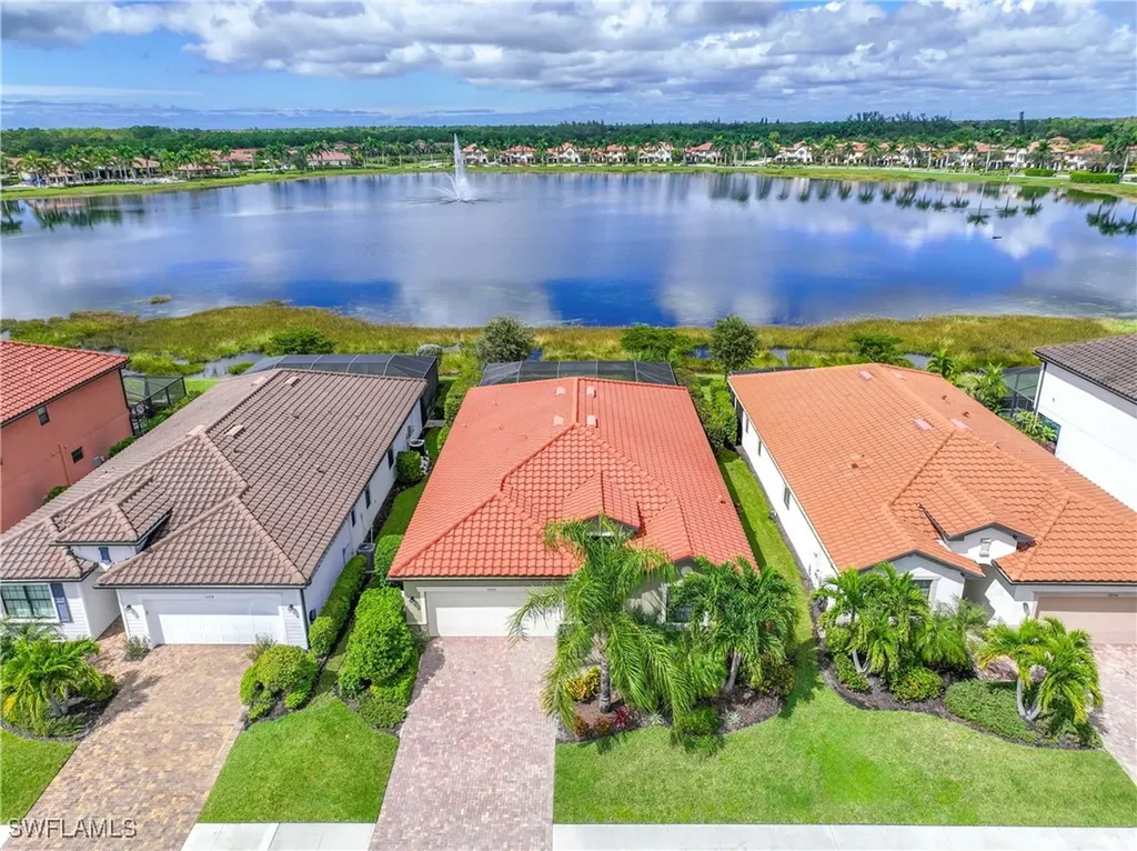 1602 Santiago Circle Naples FL 34113