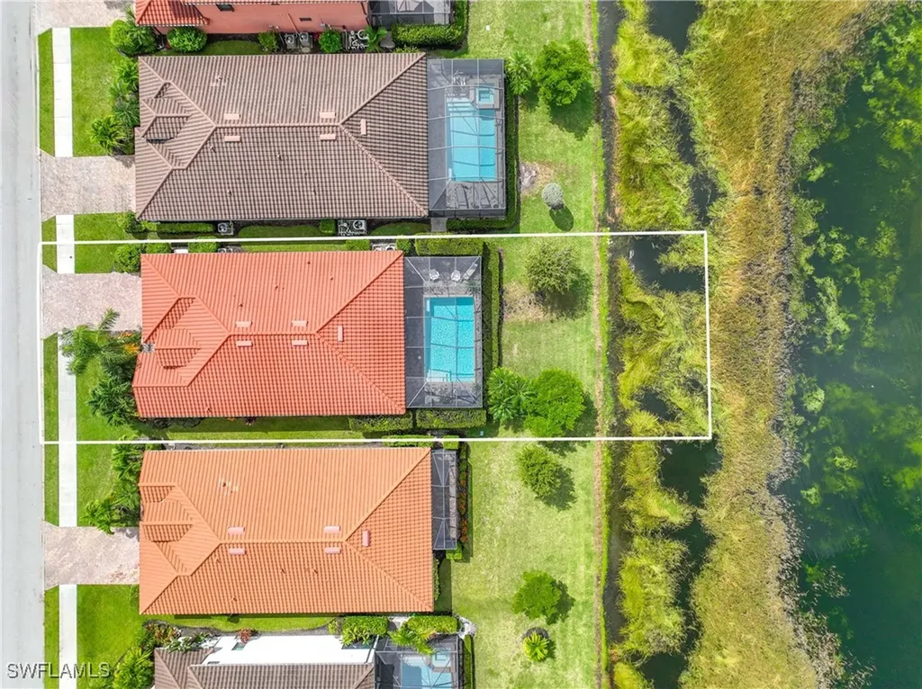 1602 Santiago Circle Naples FL 34113