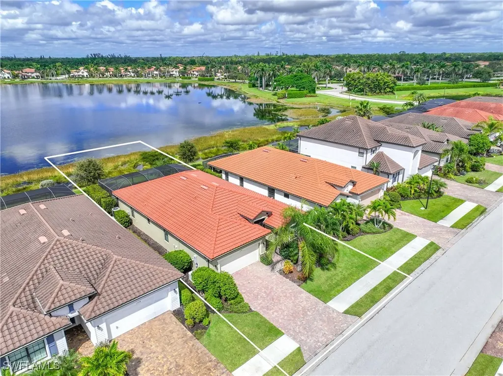 1602 Santiago Circle Naples FL 34113