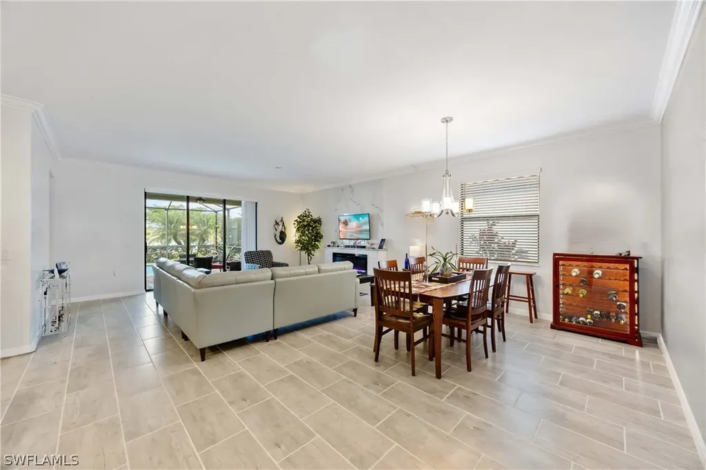 1602 Santiago Circle Naples FL 34113