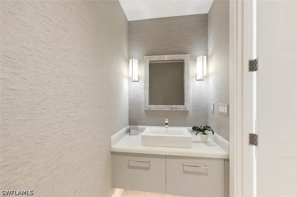 490 5th Street S Naples FL 34102