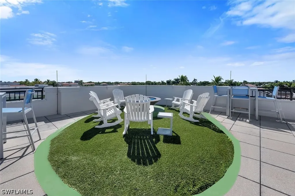 490 5th Street S Naples FL 34102