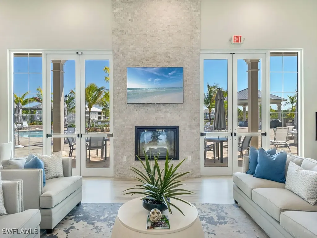 268 Indies Drive E Naples FL 34114