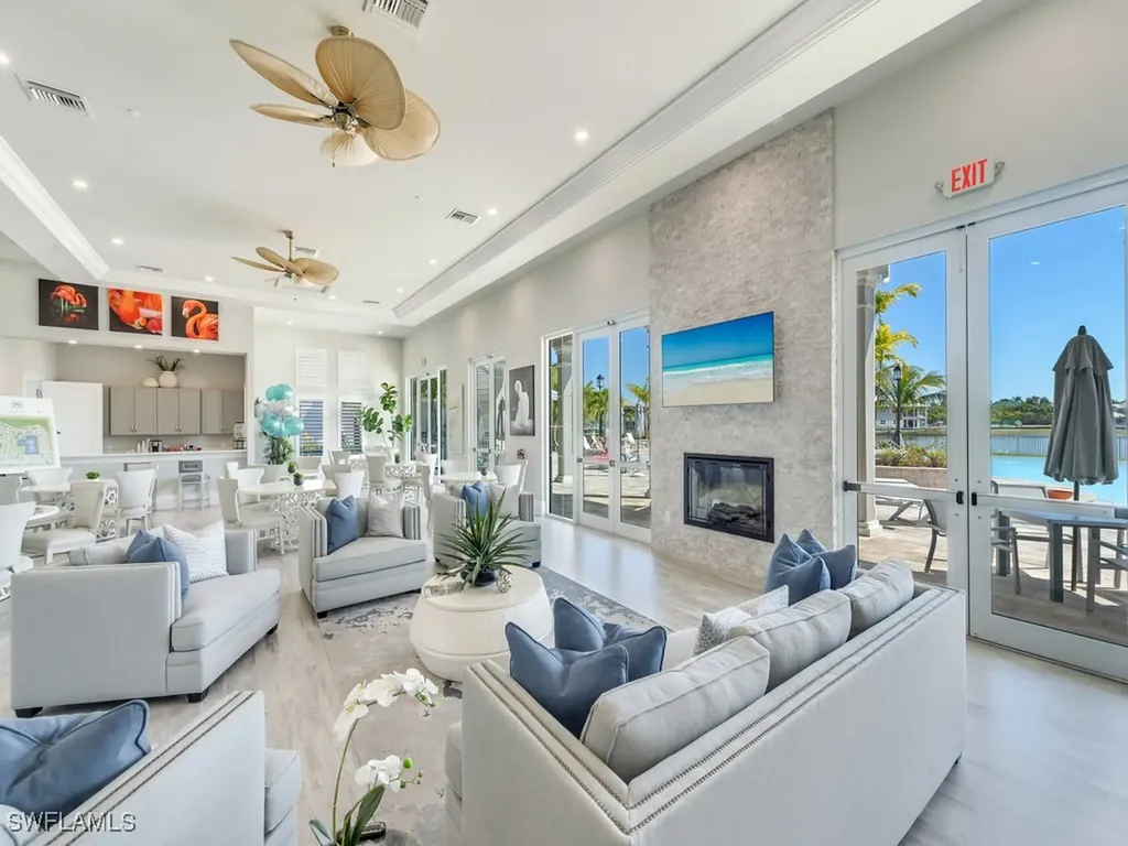 268 Indies Drive E Naples FL 34114