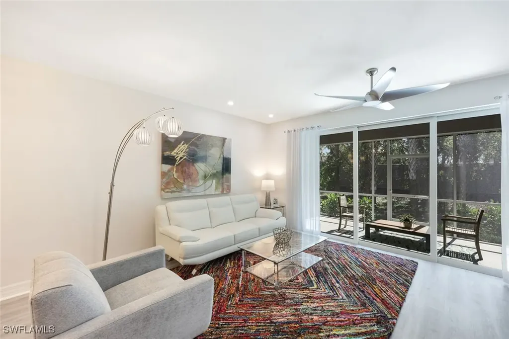 268 Indies Drive E Naples FL 34114