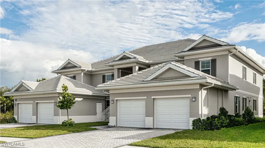268 Indies Drive E Naples FL 34114