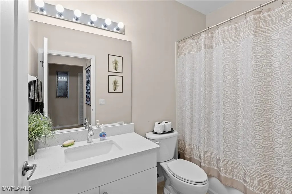 8331 Whiskey Preserve Circle Fort Myers FL 33919