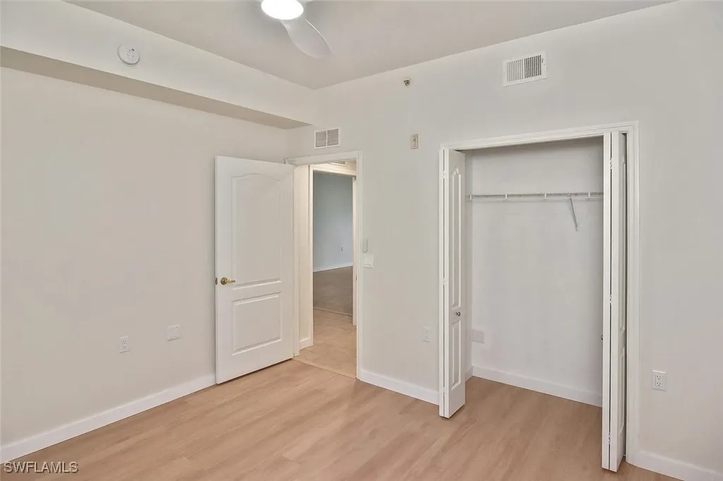 3830 Sawgrass Way Naples FL 34112