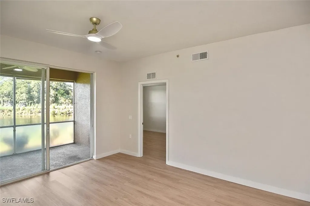 3830 Sawgrass Way Naples FL 34112