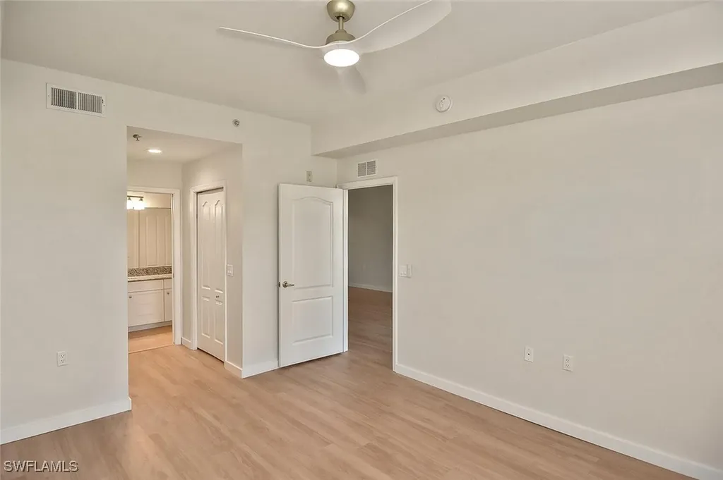 3830 Sawgrass Way Naples FL 34112