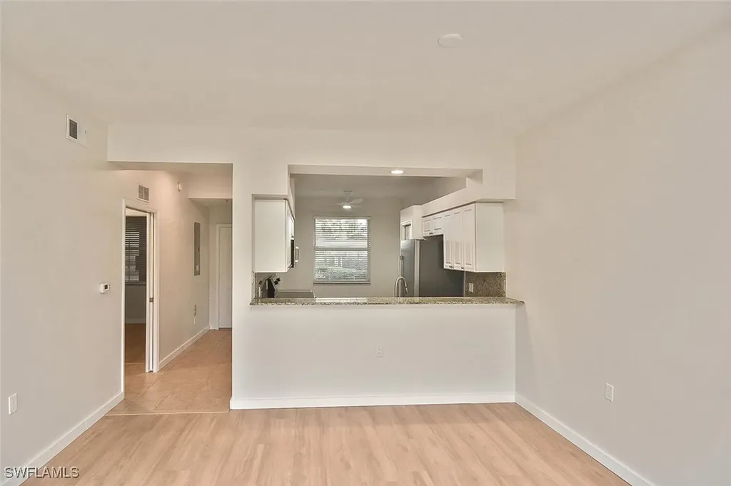 3830 Sawgrass Way Naples FL 34112