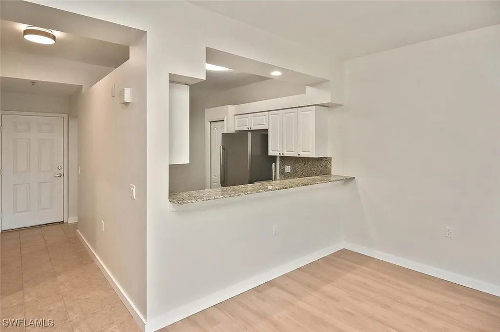 3830 Sawgrass Way Naples FL 34112