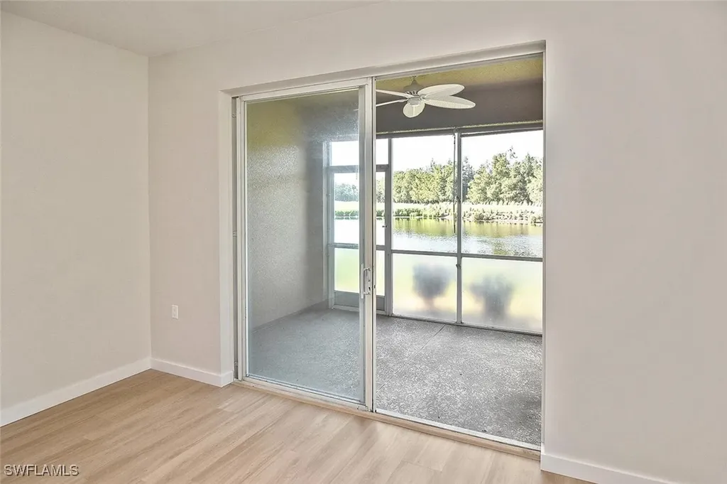 3830 Sawgrass Way Naples FL 34112