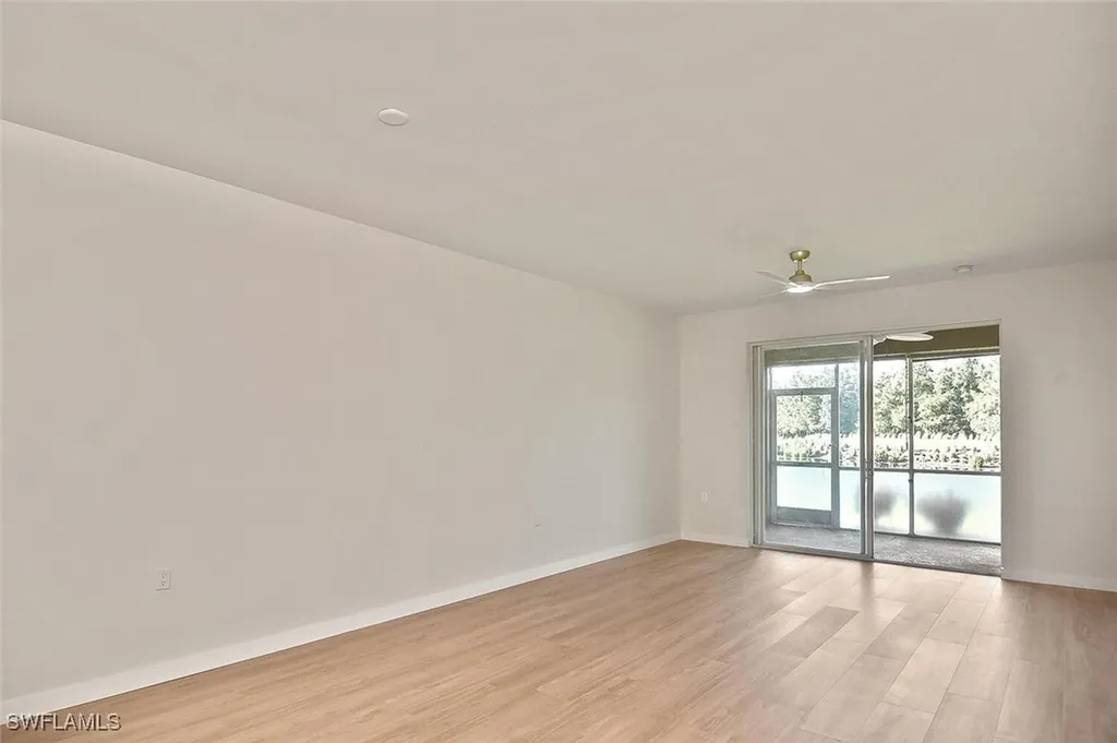 3830 Sawgrass Way Naples FL 34112