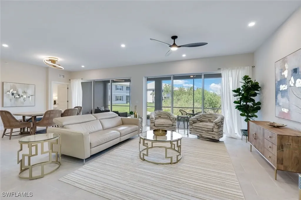 273 Indies Drive E Naples FL 34114
