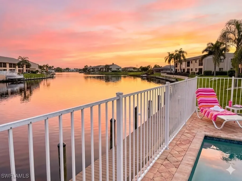 3703 SE 10th Avenue Cape Coral FL 33904