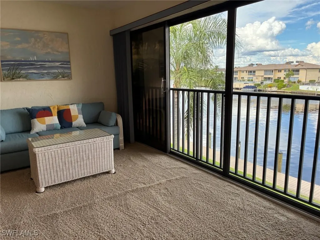 3703 SE 10th Avenue Cape Coral FL 33904