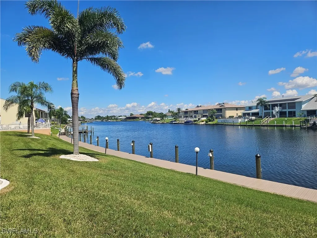 3703 SE 10th Avenue Cape Coral FL 33904