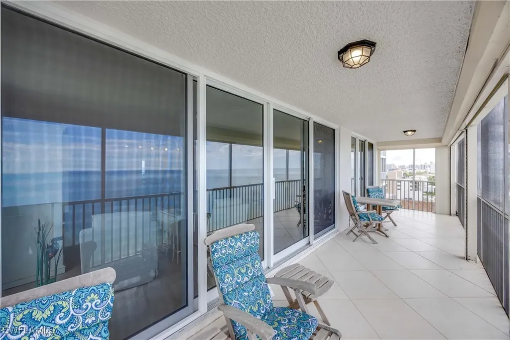 10691 Gulf Shore Drive Naples FL 34108