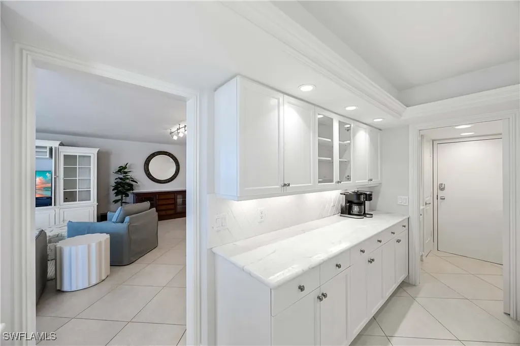 10691 Gulf Shore Drive Naples FL 34108