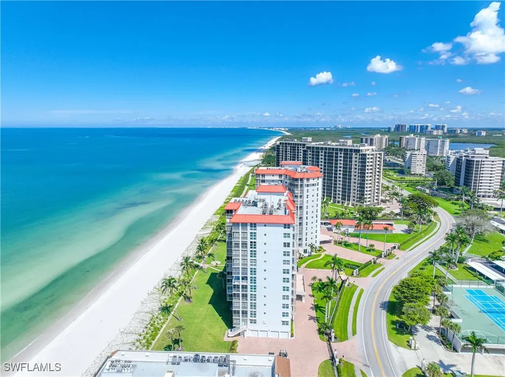 10691 Gulf Shore Drive Naples FL 34108
