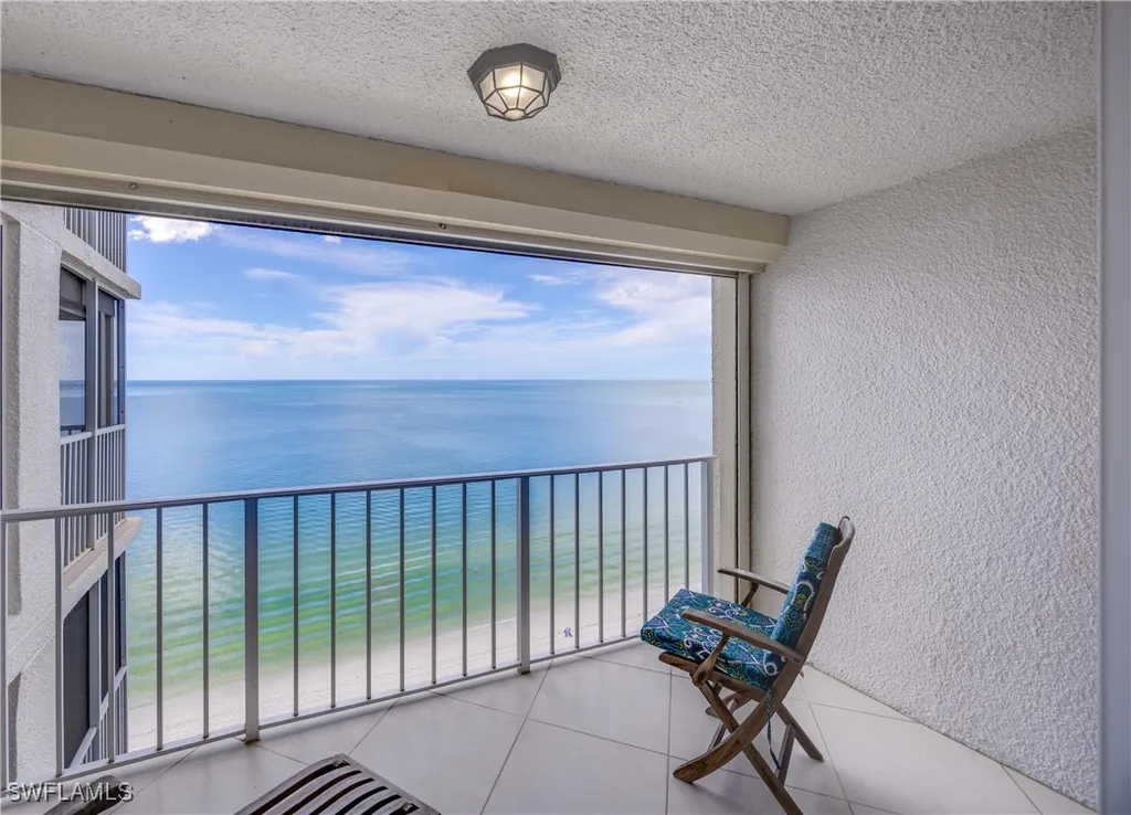 10691 Gulf Shore Drive Naples FL 34108