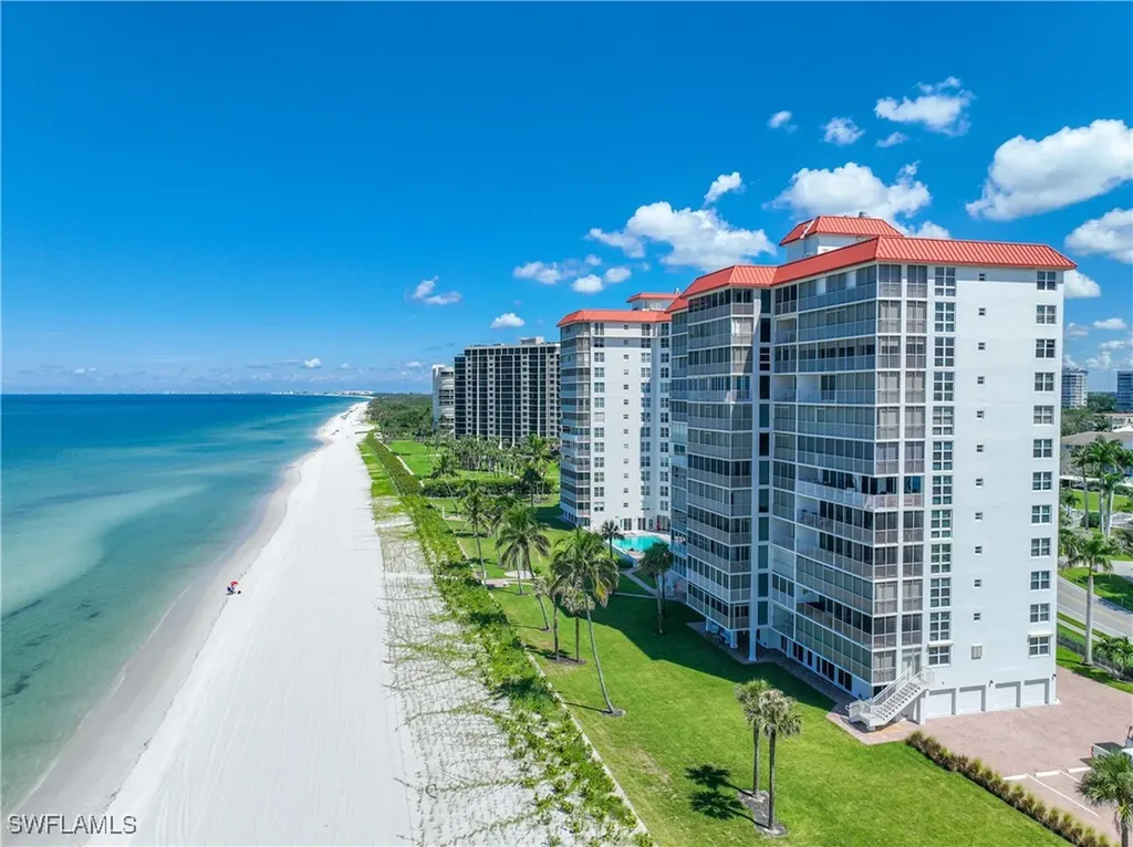 10691 Gulf Shore Drive Naples FL 34108