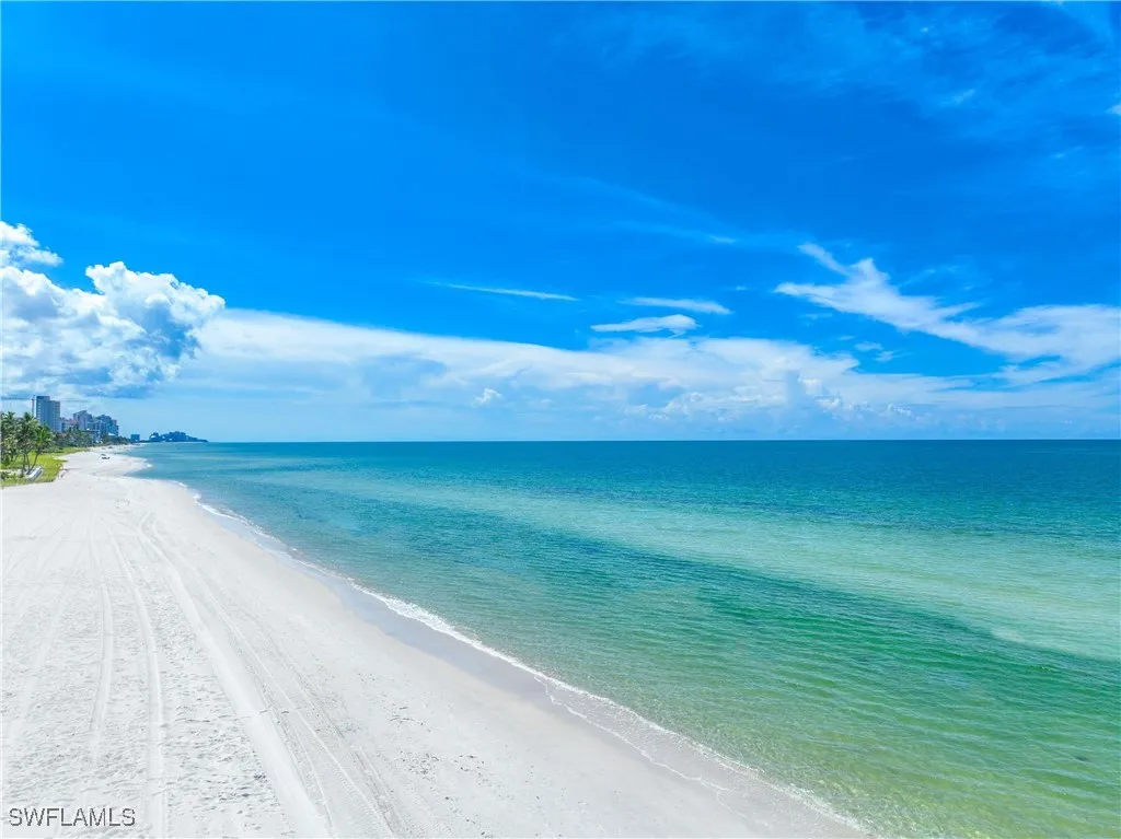 10691 Gulf Shore Drive Naples FL 34108