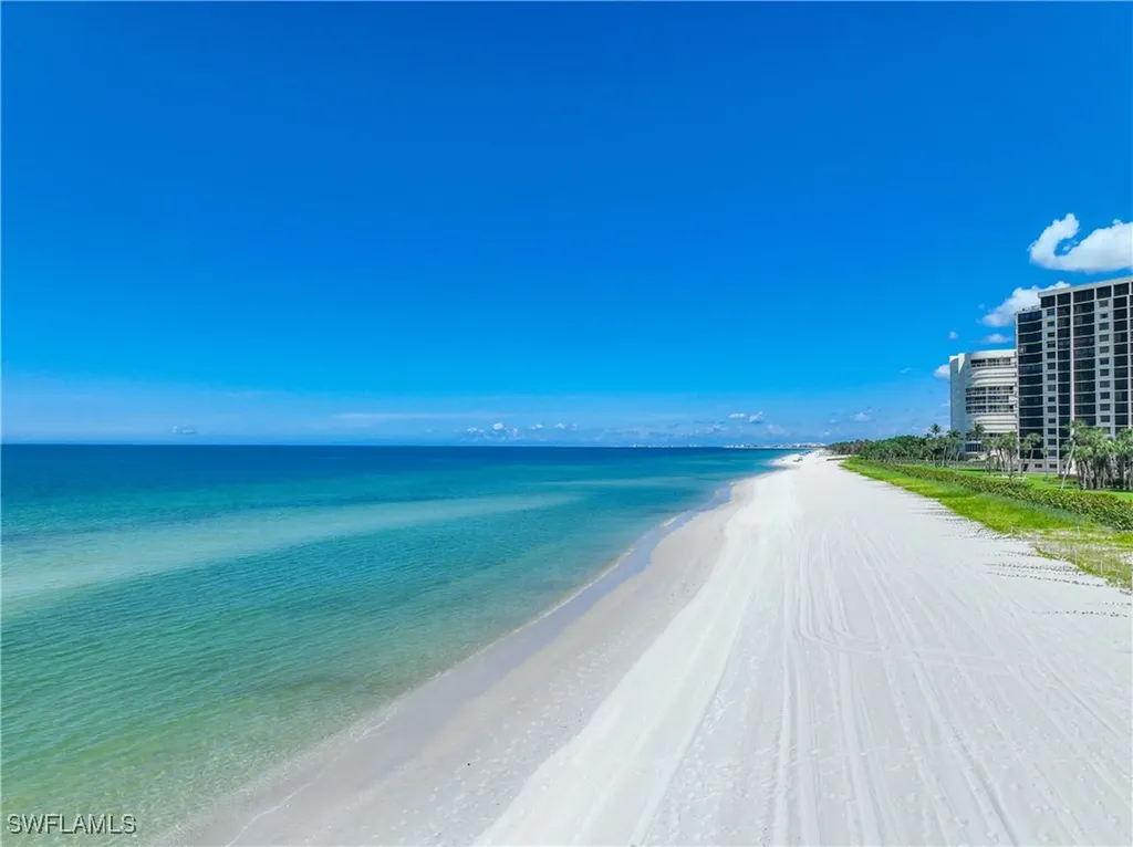 10691 Gulf Shore Drive Naples FL 34108